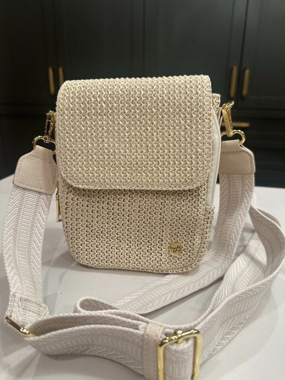 Inicat Small Women's Faux Straw Crossbody Bags